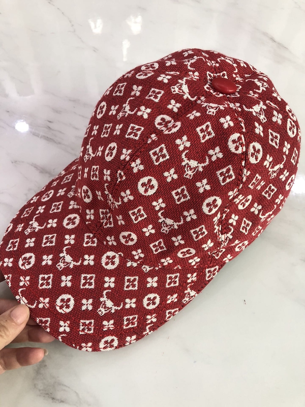 ブランド帽子正面デザイン